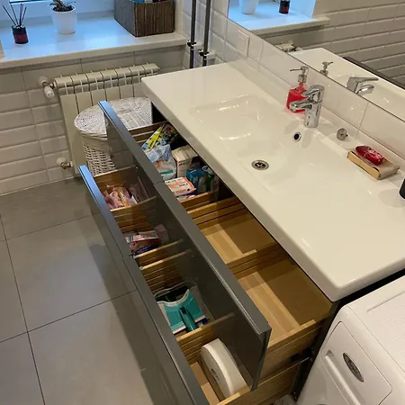 5th Floor 24h Self Check-in Privat Free Parking *